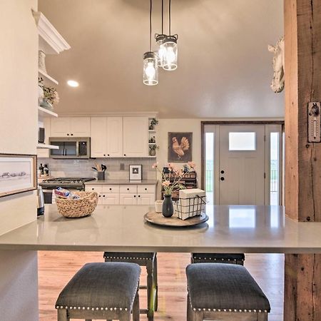 Lovely Barn Loft With Mountain Views On Horse Estate Fort Collins Exterior photo