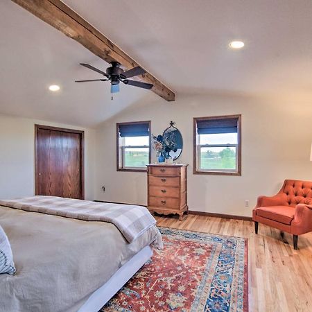 Lovely Barn Loft With Mountain Views On Horse Estate Fort Collins Exterior photo